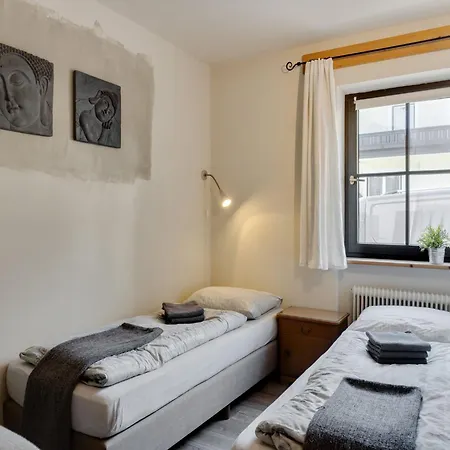 Chalet In Near Lift & Bikepark *