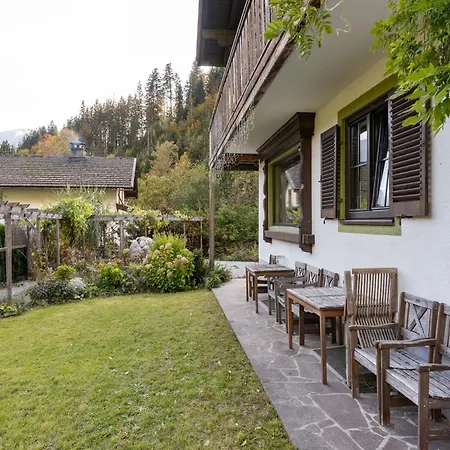 Chalet In Near Lift & Bikepark *