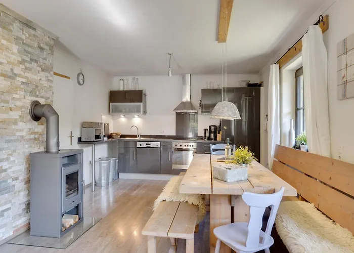 In Near Lift & Bikepark Chalet *