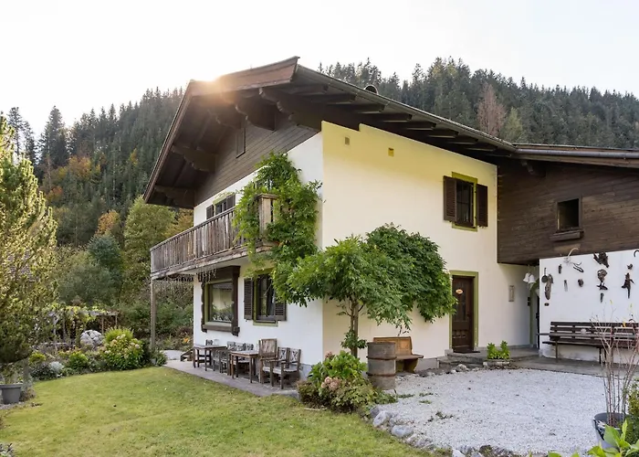 Leogang Chalet Near Ski Lift & Bikepark