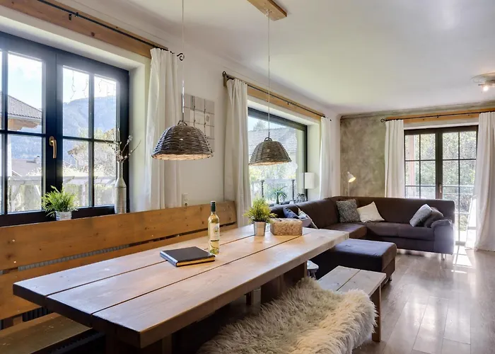 Chalet In Near Lift & Bikepark Leogang